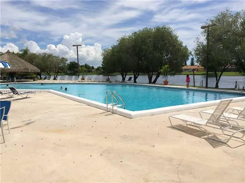 Weston, Florida 33326, United States, 2 Bedrooms Bedrooms, ,2 BathroomsBathrooms,Residential,Active,99649