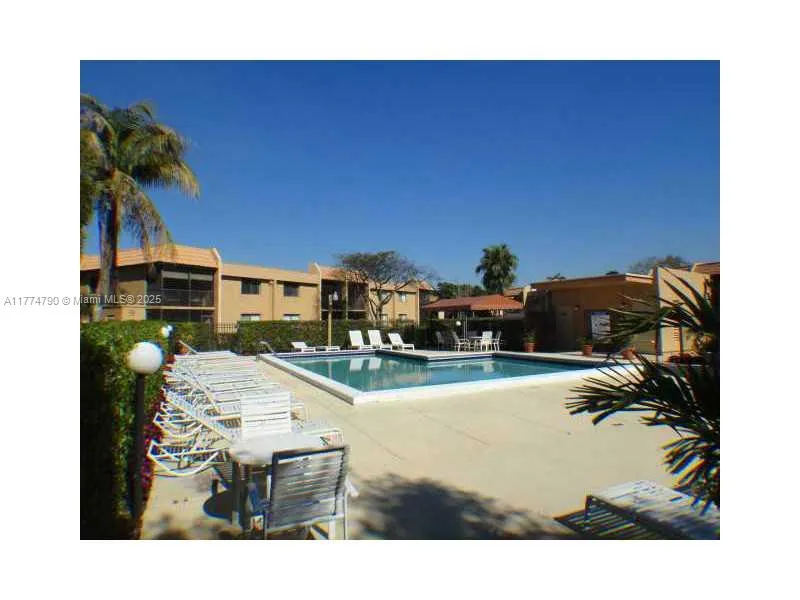 Weston, Florida 33326, United States, 2 Bedrooms Bedrooms, ,2 BathroomsBathrooms,Residential,Active,99649