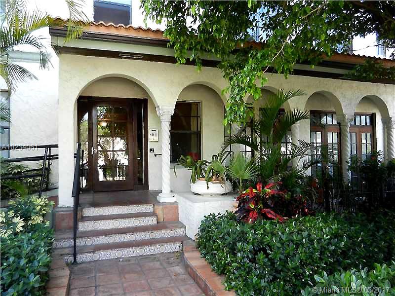 Feels like a 1bed junior very well sized (530 sqft). The layout features French doors to a sleeping area & and office area. It is a Classic 1920'S Mediterranean building named Venetian manor: Lushly Landscaped, Architecturally significant building with peaceful clean Lobby, wide hallways. The unit has wood floor. Updated kitchen with appliances included washer/dryer. Lot of light. Great location as it is by Flamingo Park, near to whole foods, New Publix, Restaurants. This is a must see !