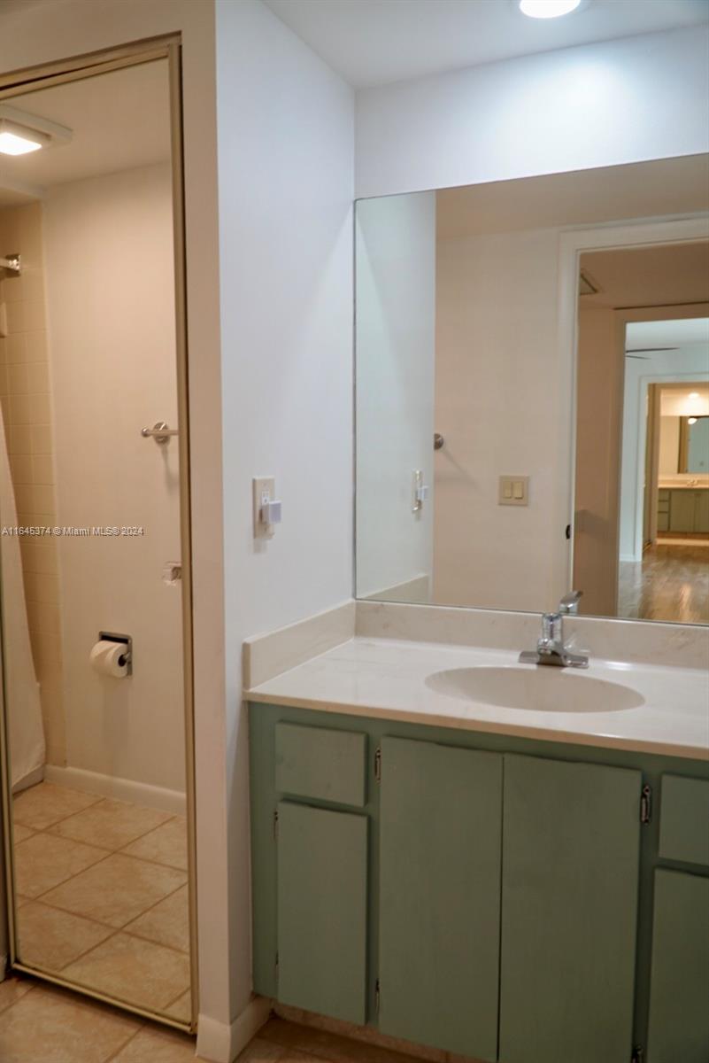 GLENWOOD TWNHS - Residential