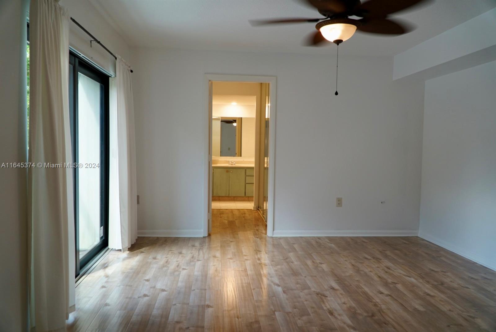 GLENWOOD TWNHS - Residential