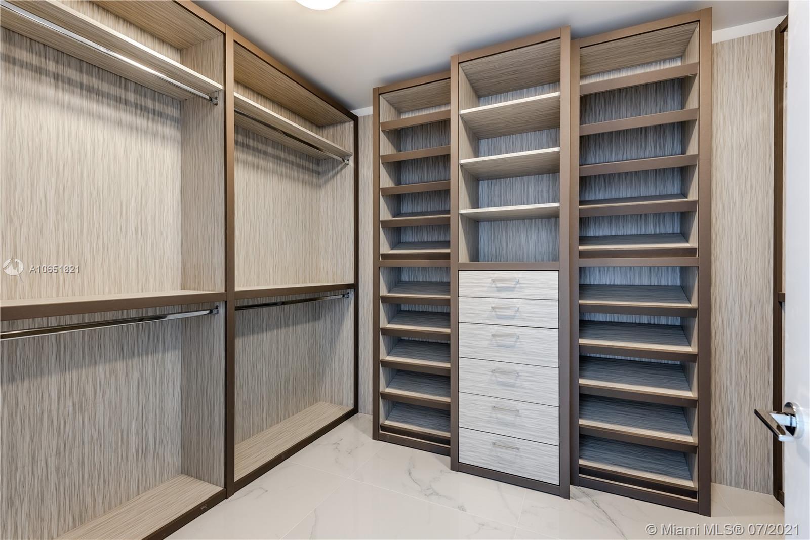 OCEANA BAL HARBOUR CONDO - Residential