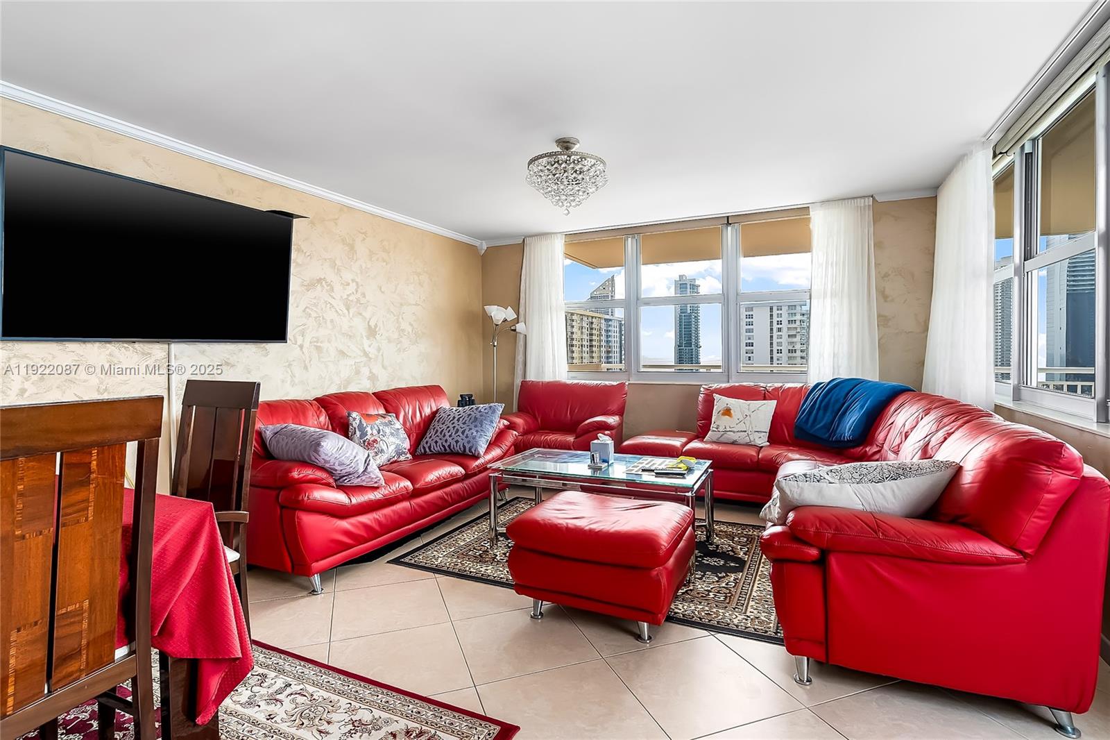 WINSTON TOWERS 100 CONDO - Residential