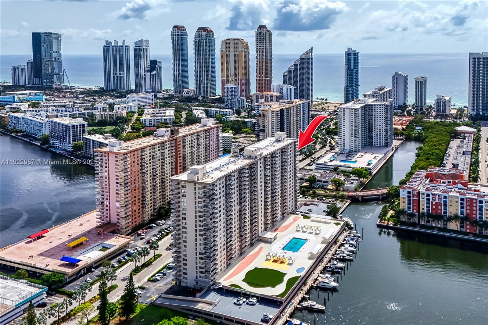 WINSTON TOWERS 100 CONDO - Residential