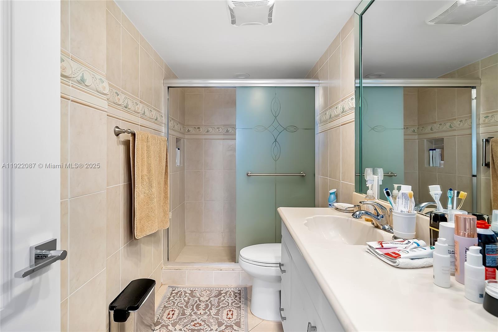 WINSTON TOWERS 100 CONDO - Residential