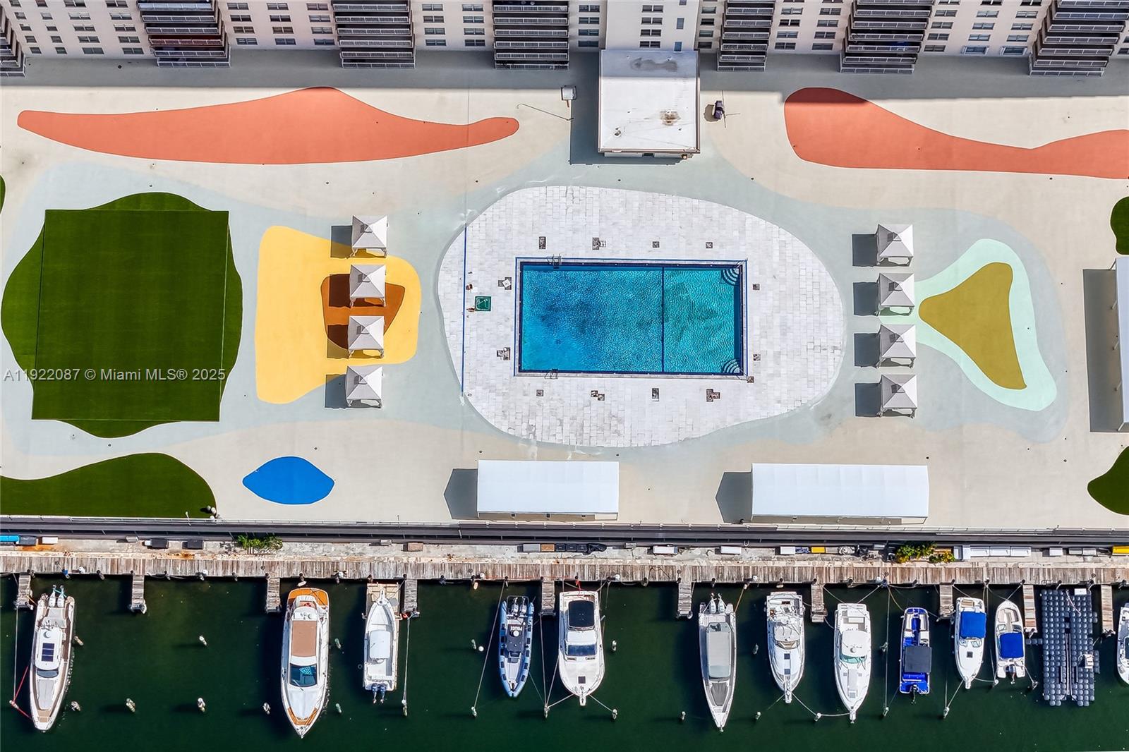 WINSTON TOWERS 100 CONDO - Residential