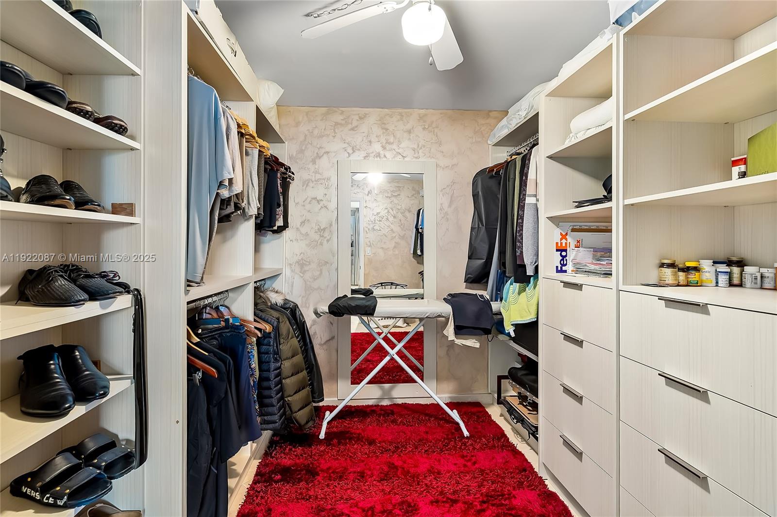 WINSTON TOWERS 100 CONDO - Residential