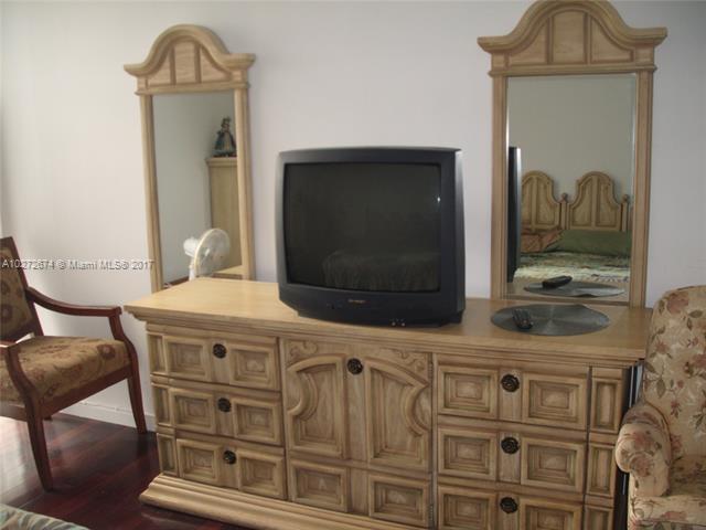 ENSENADA CONDO - Residential Lease
