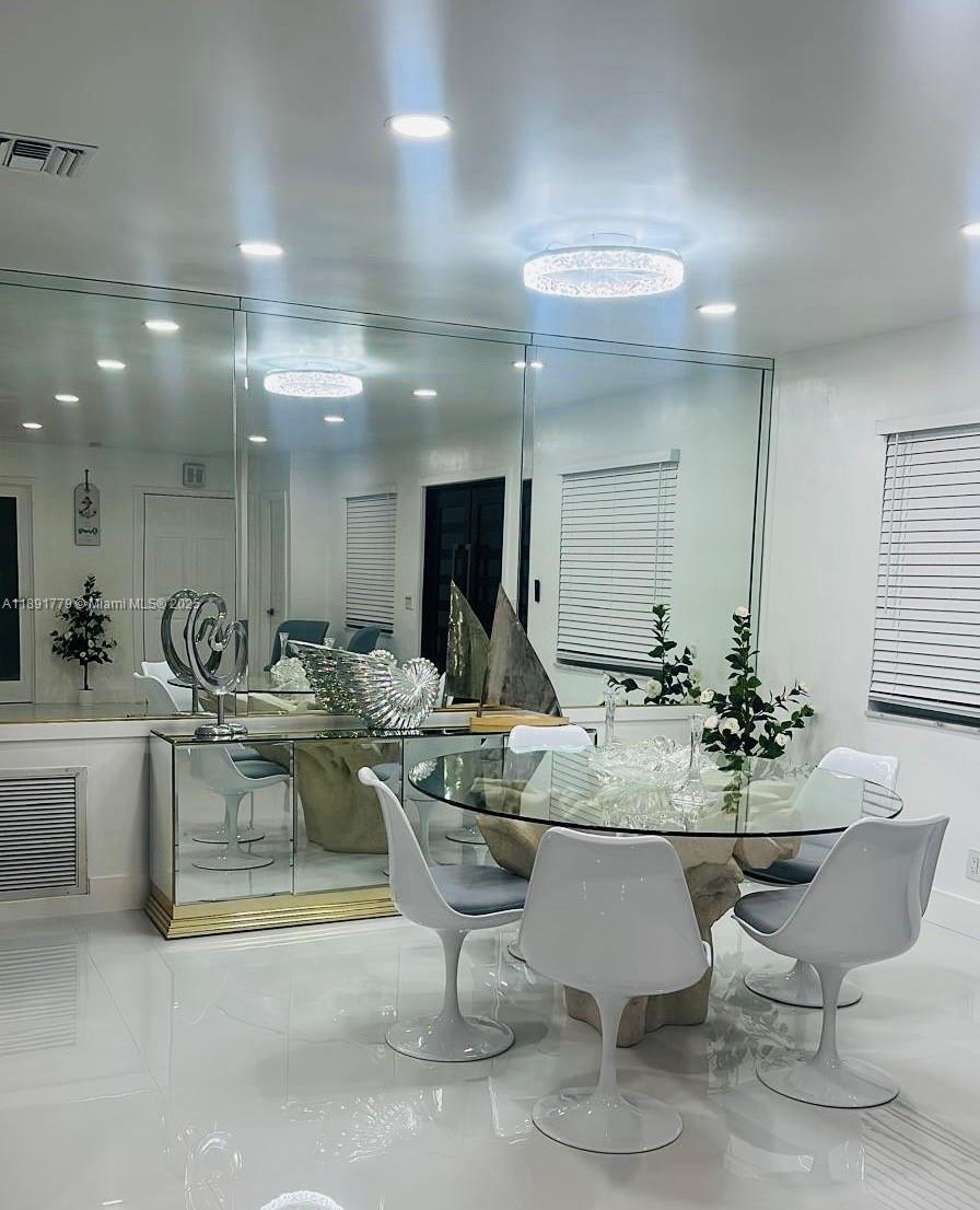 THE COVE - Residential Lease