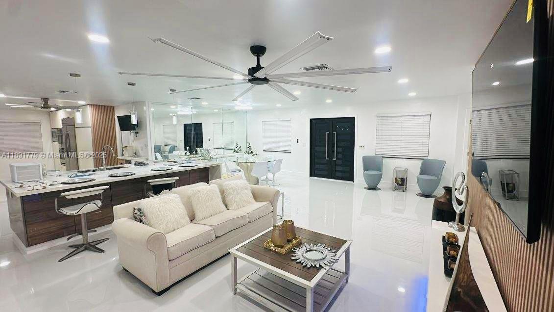 THE COVE - Residential Lease