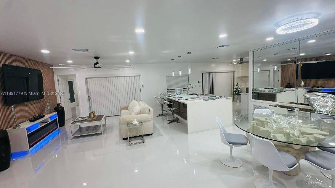 THE COVE - Residential Lease