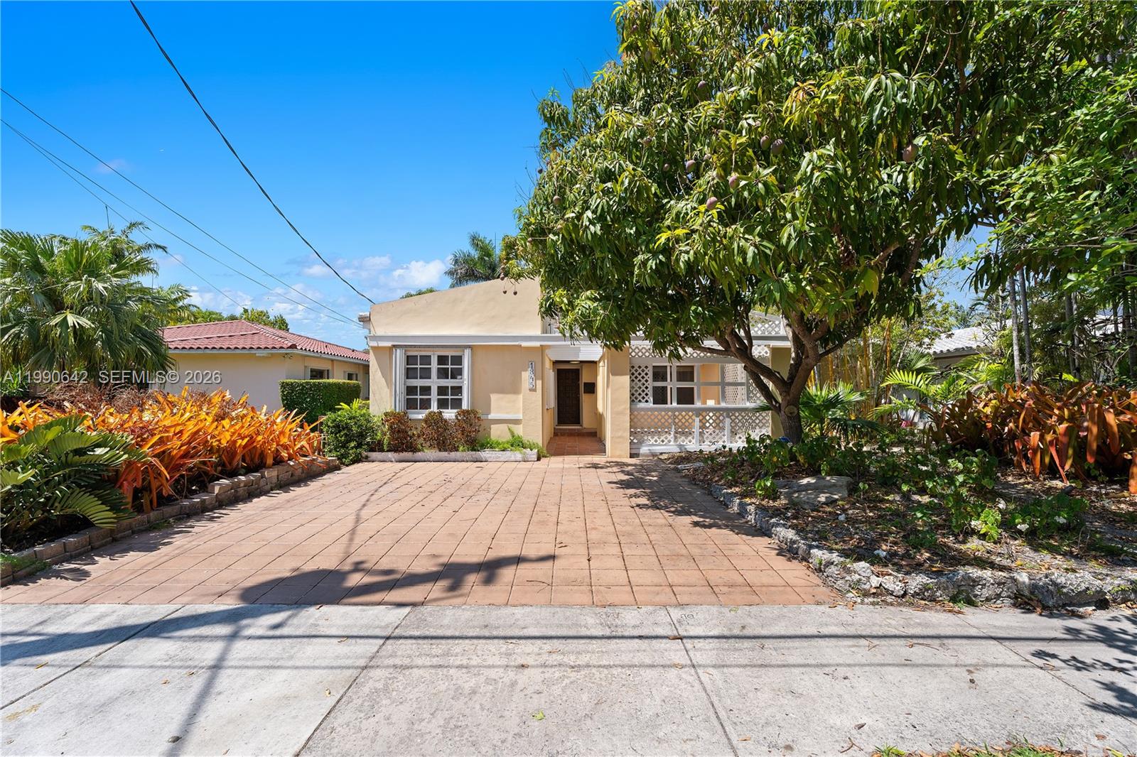 1845 Daytonia Rd