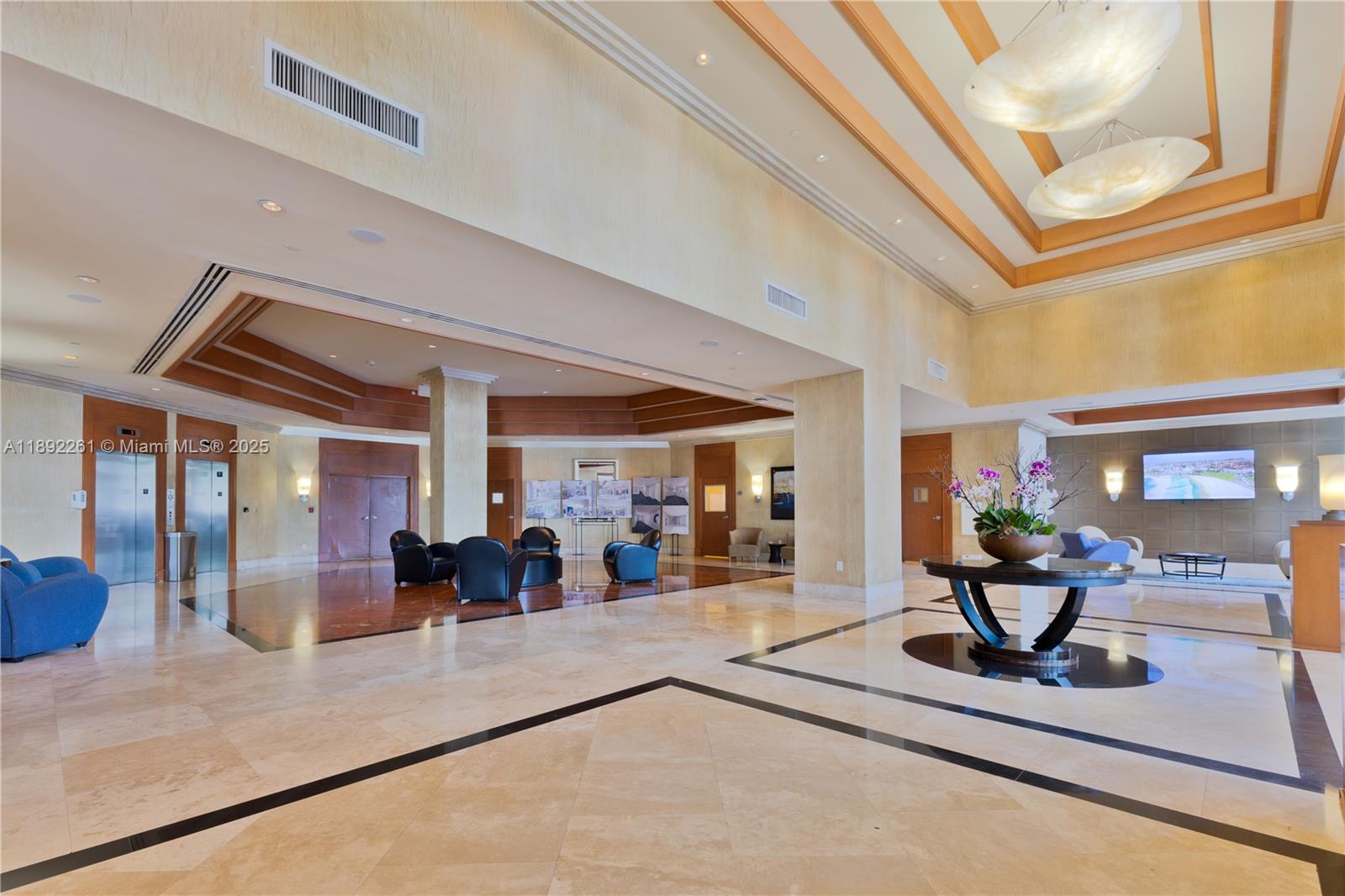 360 CONDO A - Residential Lease