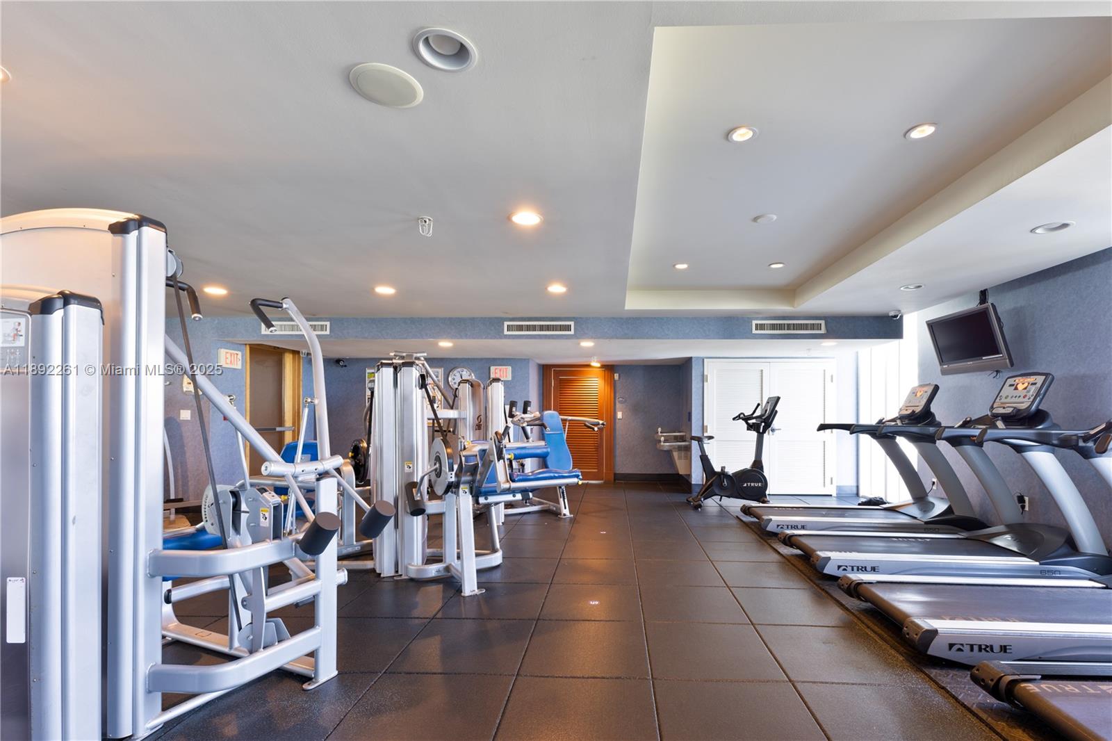 360 CONDO A - Residential Lease