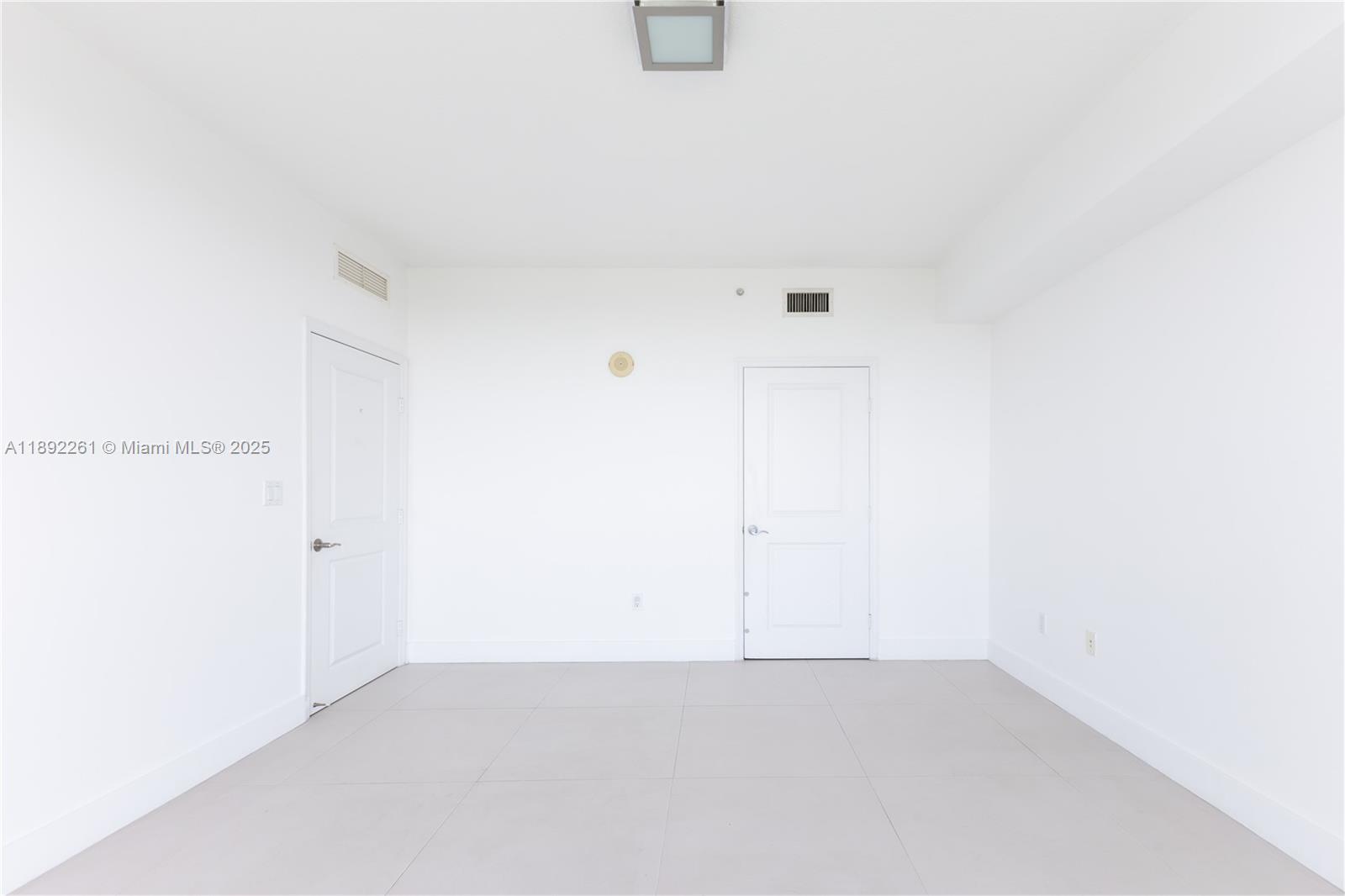 360 CONDO A - Residential Lease