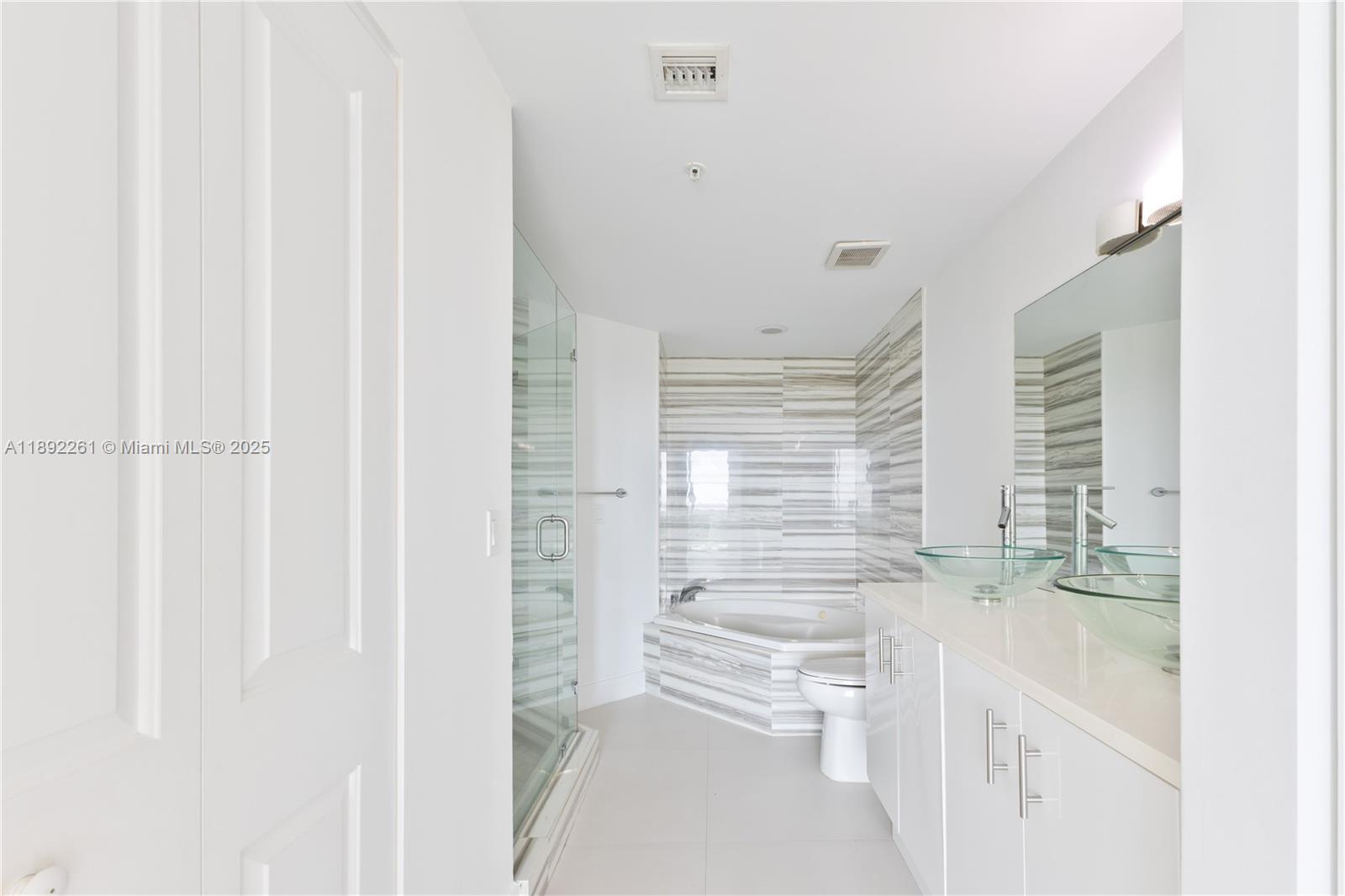 360 CONDO A - Residential Lease