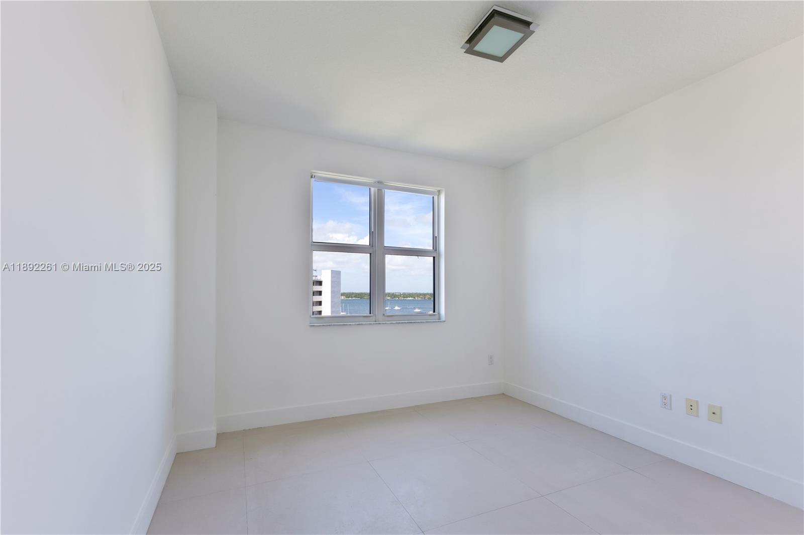 360 CONDO A - Residential Lease