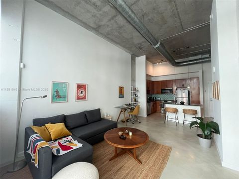2001 Biscayne Blvd 2106 Miami FL 33137