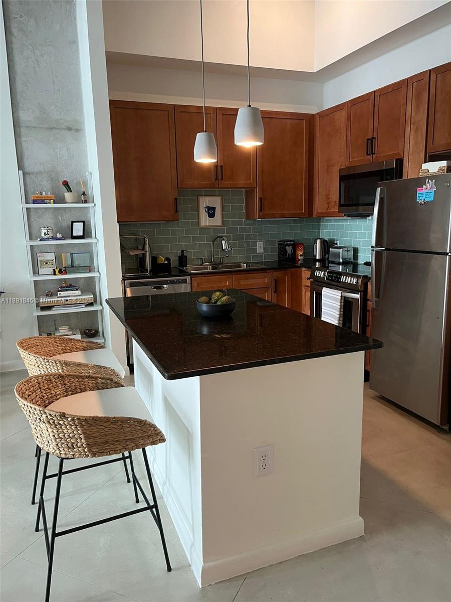 2001 Biscayne Blvd 2106