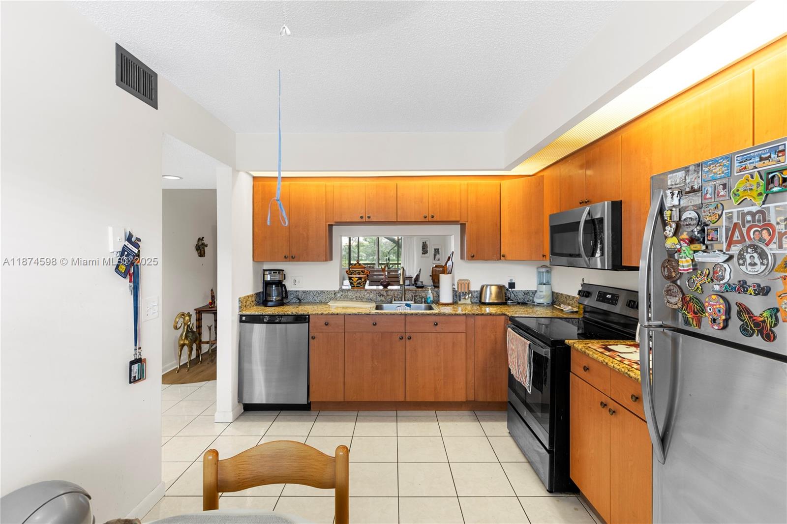 CAMBRIDGE AT CENTURY - Residential