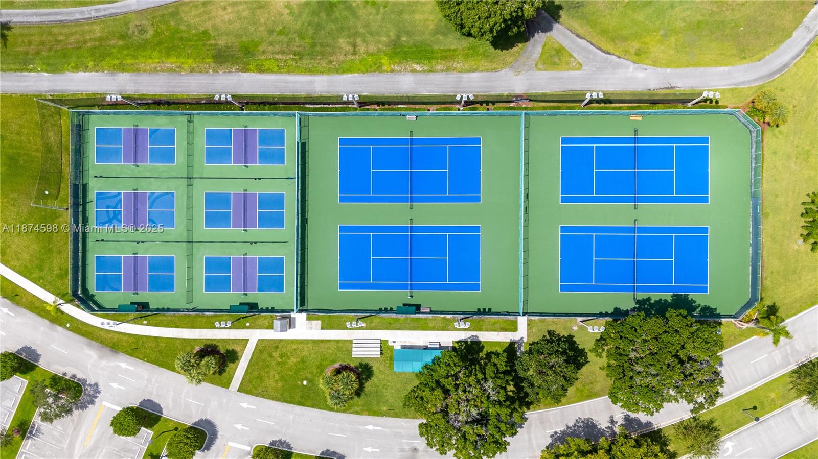 CAMBRIDGE AT CENTURY - Residential