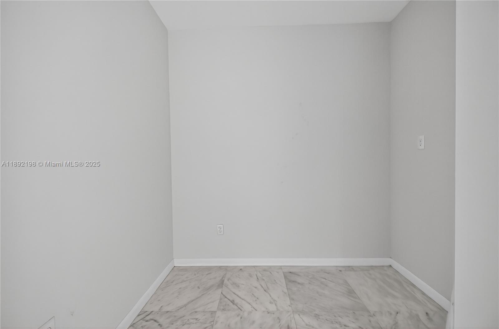 BRICKELL TEN CONDO - Residential