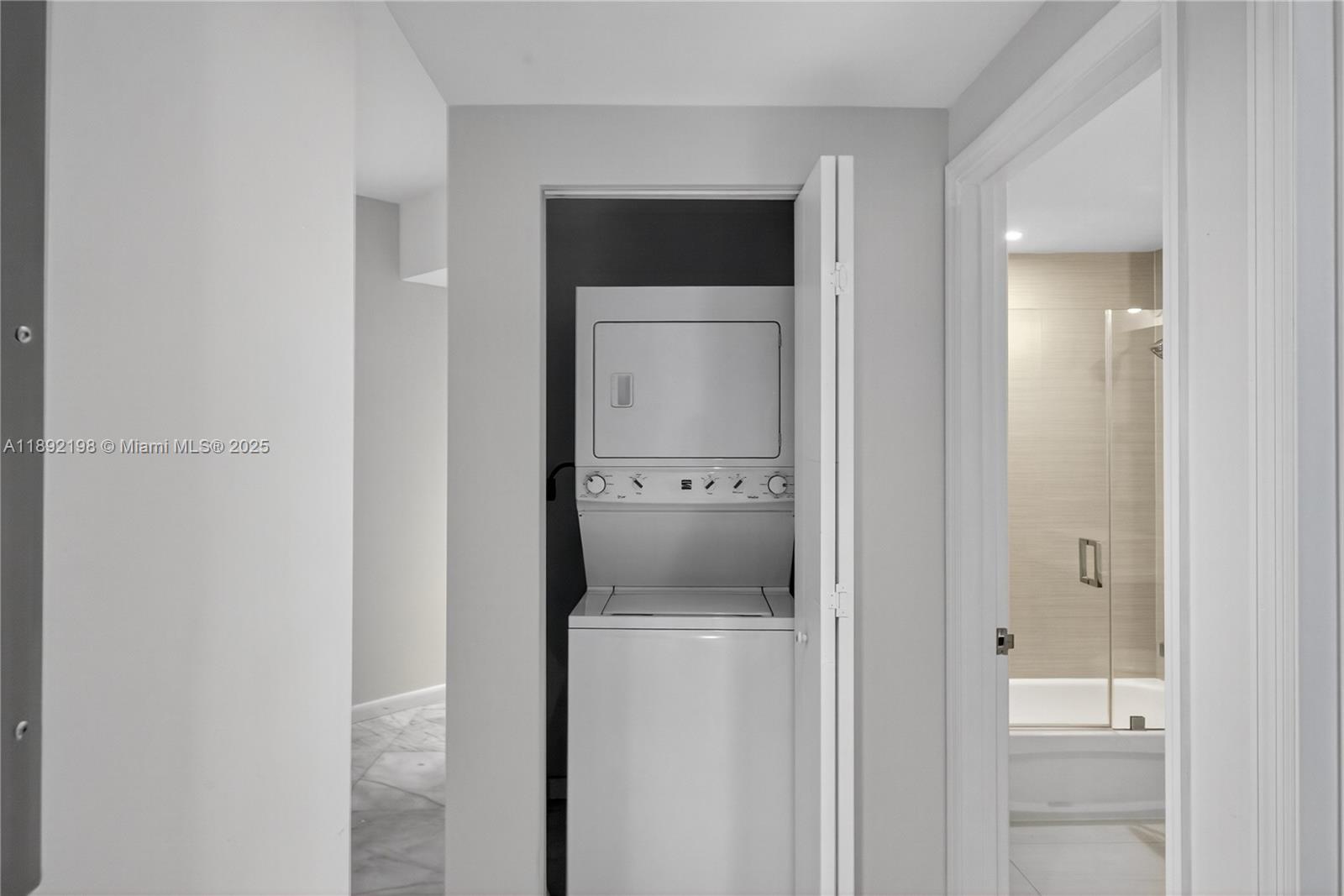 BRICKELL TEN CONDO - Residential