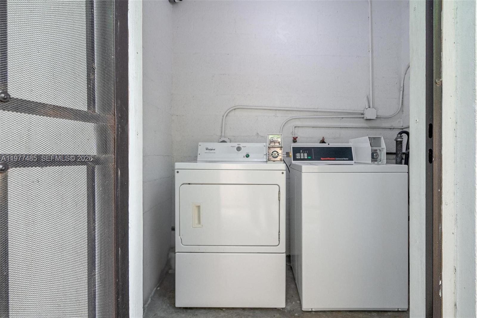 LEMON CITY WHITES - Residential Income