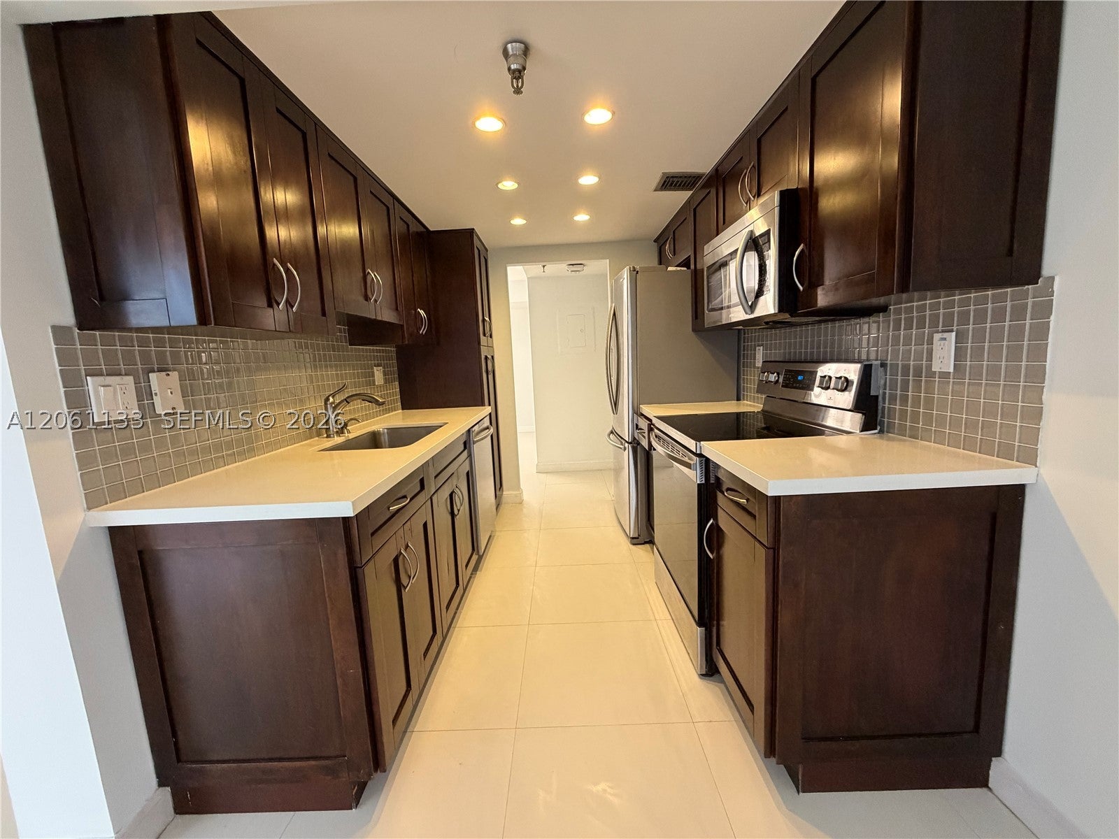 290 174th St 617