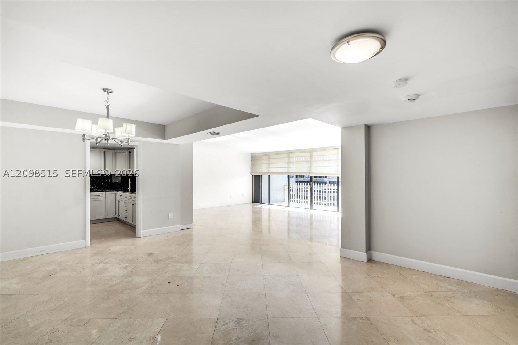 2 Grove Isle Dr B606