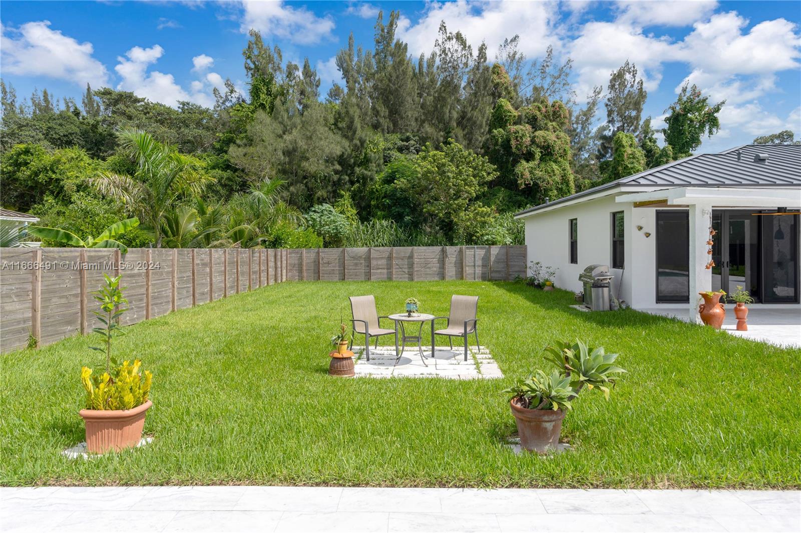 PALMERA GROVE SUBDIVISION - Residential