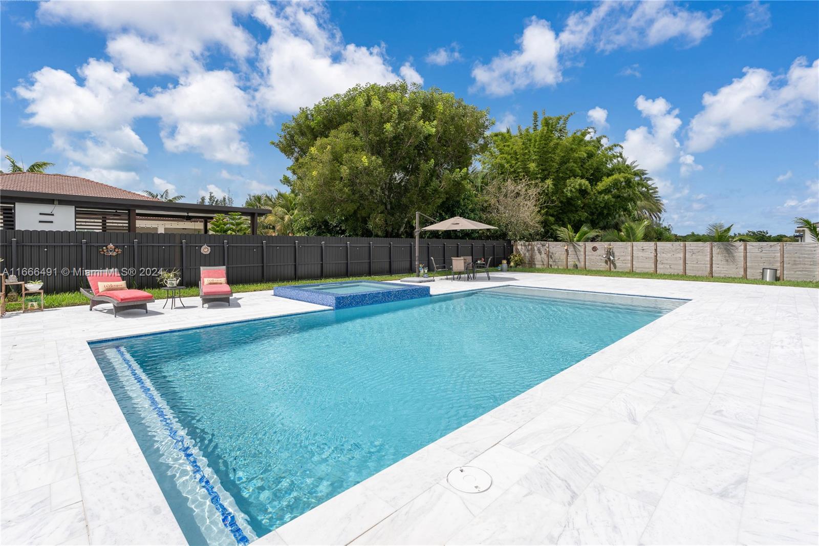 PALMERA GROVE SUBDIVISION - Residential
