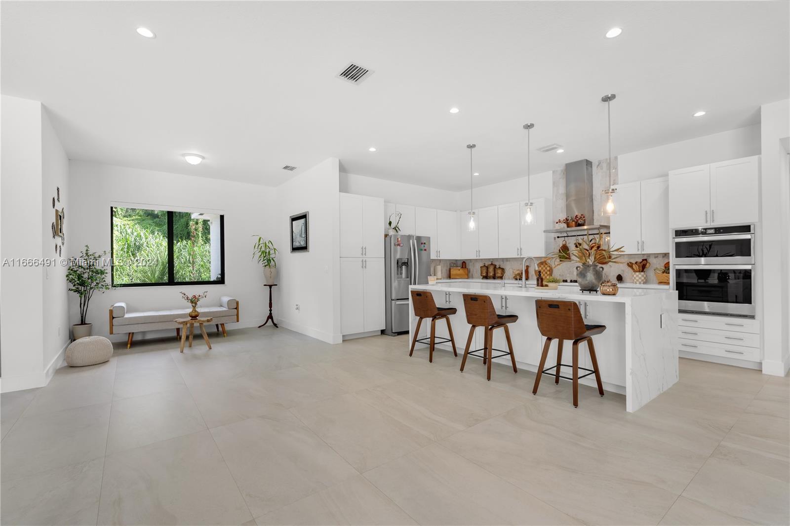 PALMERA GROVE SUBDIVISION - Residential