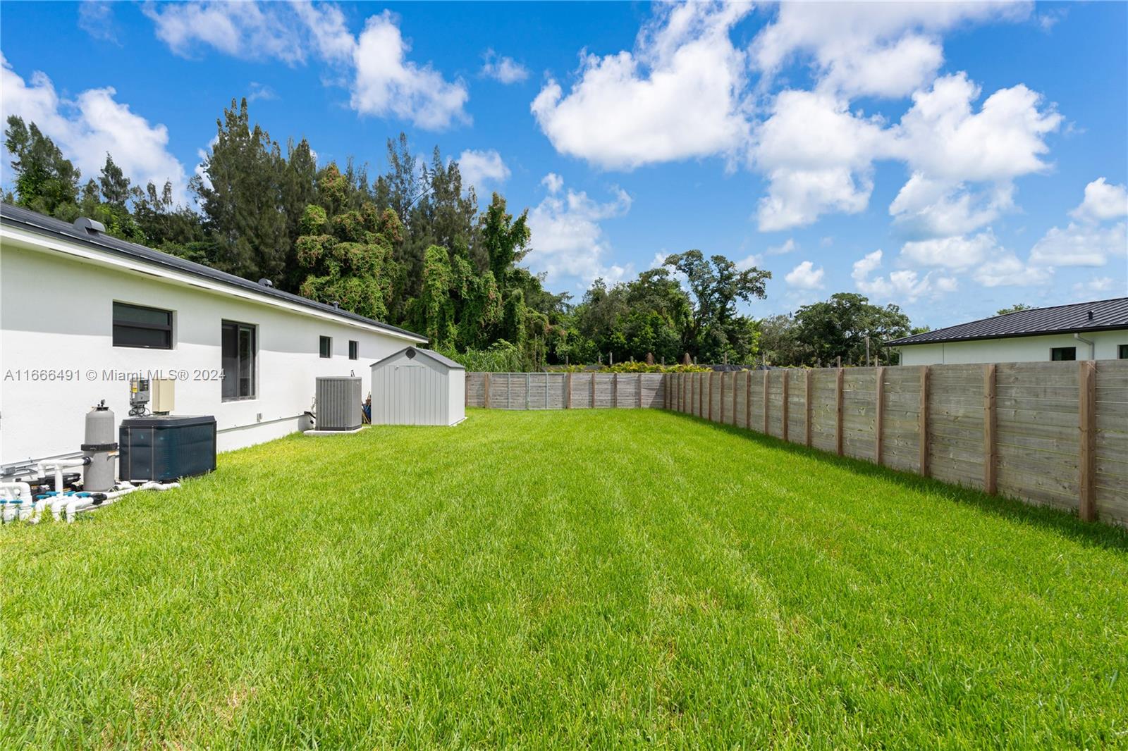 PALMERA GROVE SUBDIVISION - Residential
