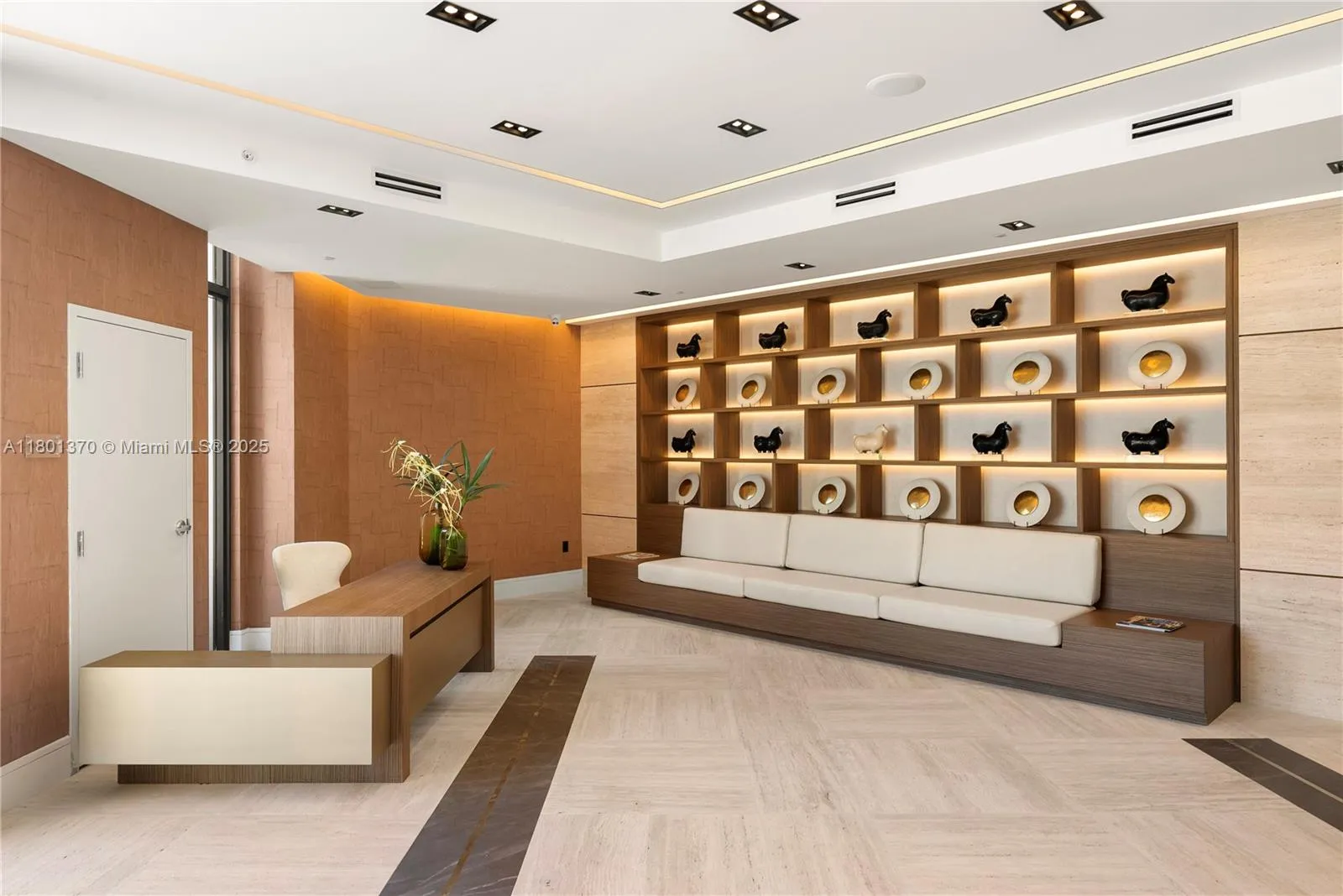 Coral Gables, Florida 33134, United States, 2 Bedrooms Bedrooms, ,2 BathroomsBathrooms,Residential,Active,128032