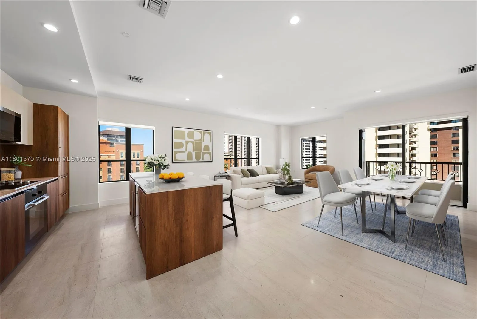 Coral Gables, Florida 33134, United States, 2 Bedrooms Bedrooms, ,2 BathroomsBathrooms,Residential,Active,128032