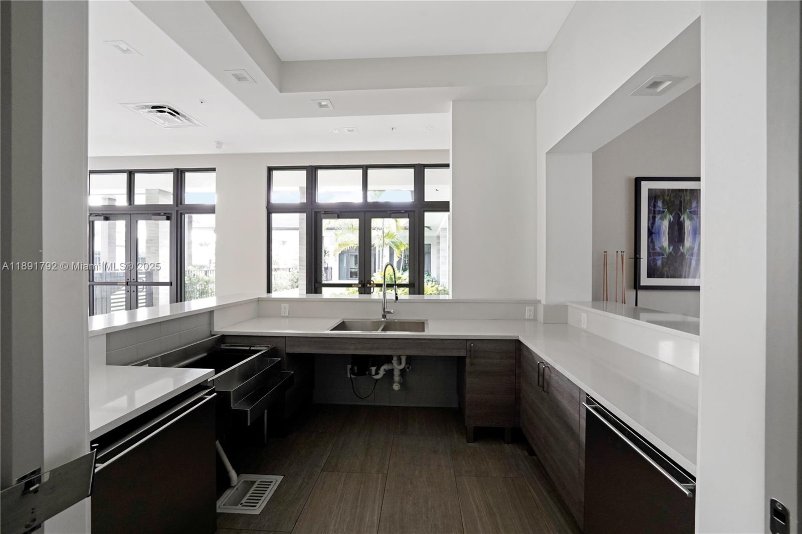 DOWNTOWN DORAL SOUTH PHAS - Residential