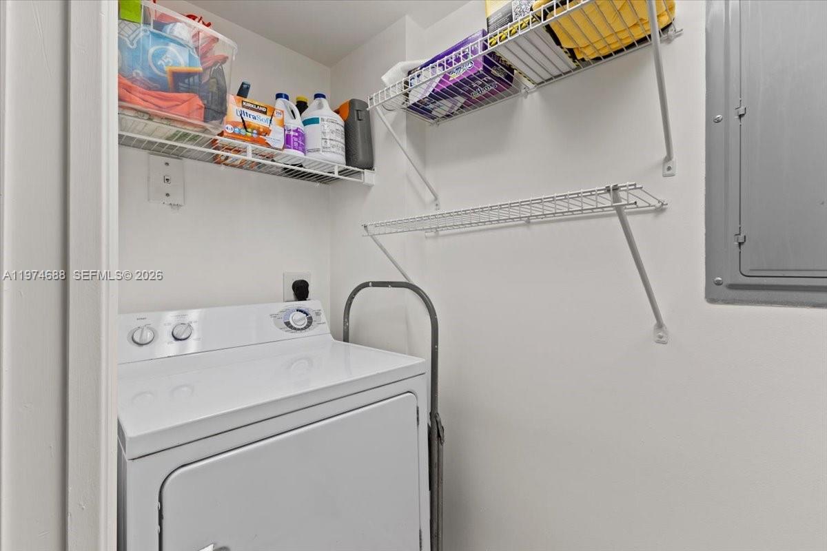 THE COLLINS CONDO - Residential