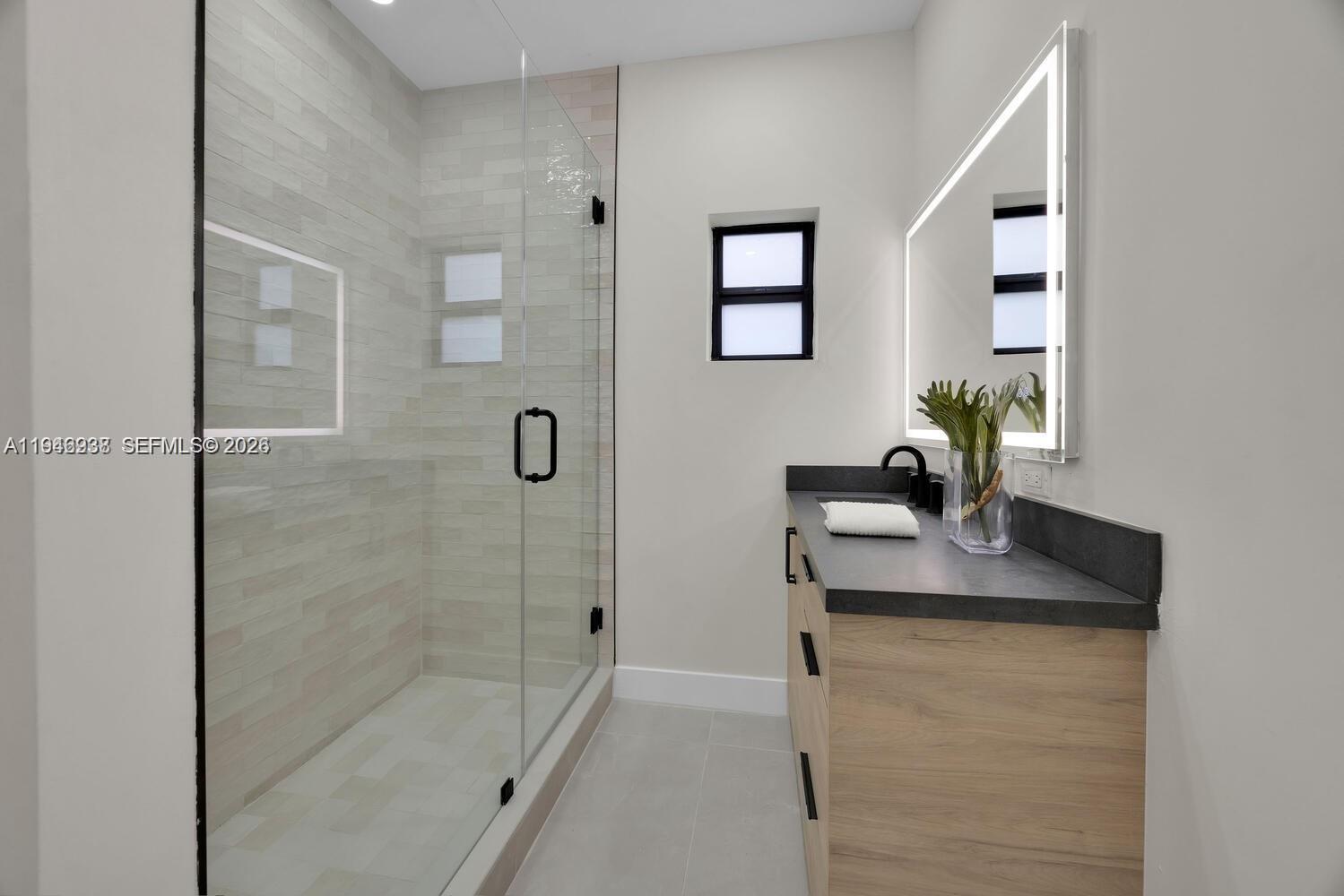 COCONUT GROVE SEC 1-CORAL - Residential