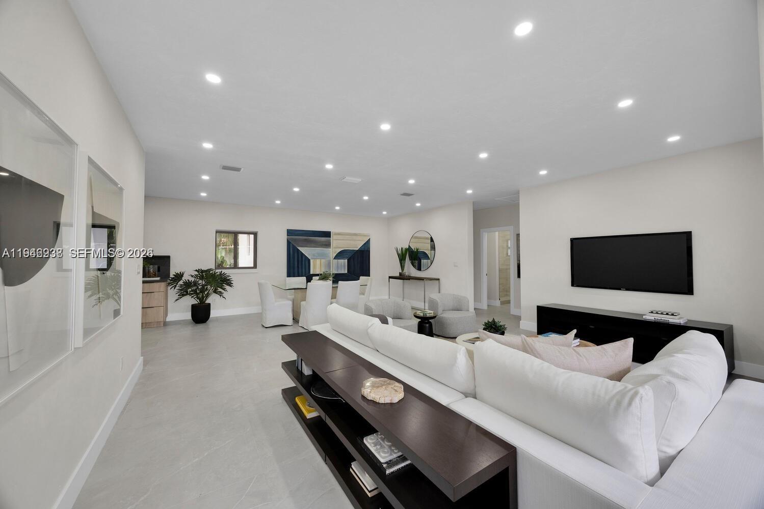 COCONUT GROVE SEC 1-CORAL - Residential