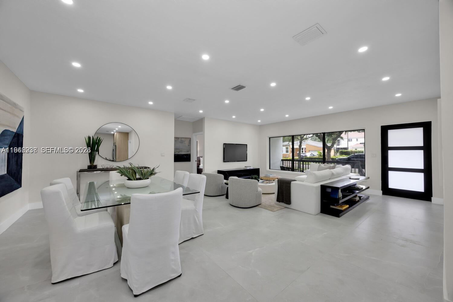 COCONUT GROVE SEC 1-CORAL - Residential