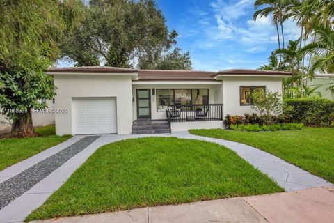 Photo of 305 Fluvia Ave, Coral Gables, FL 33134 (MLS # A11946938)