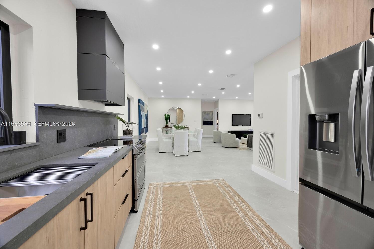 COCONUT GROVE SEC 1-CORAL - Residential