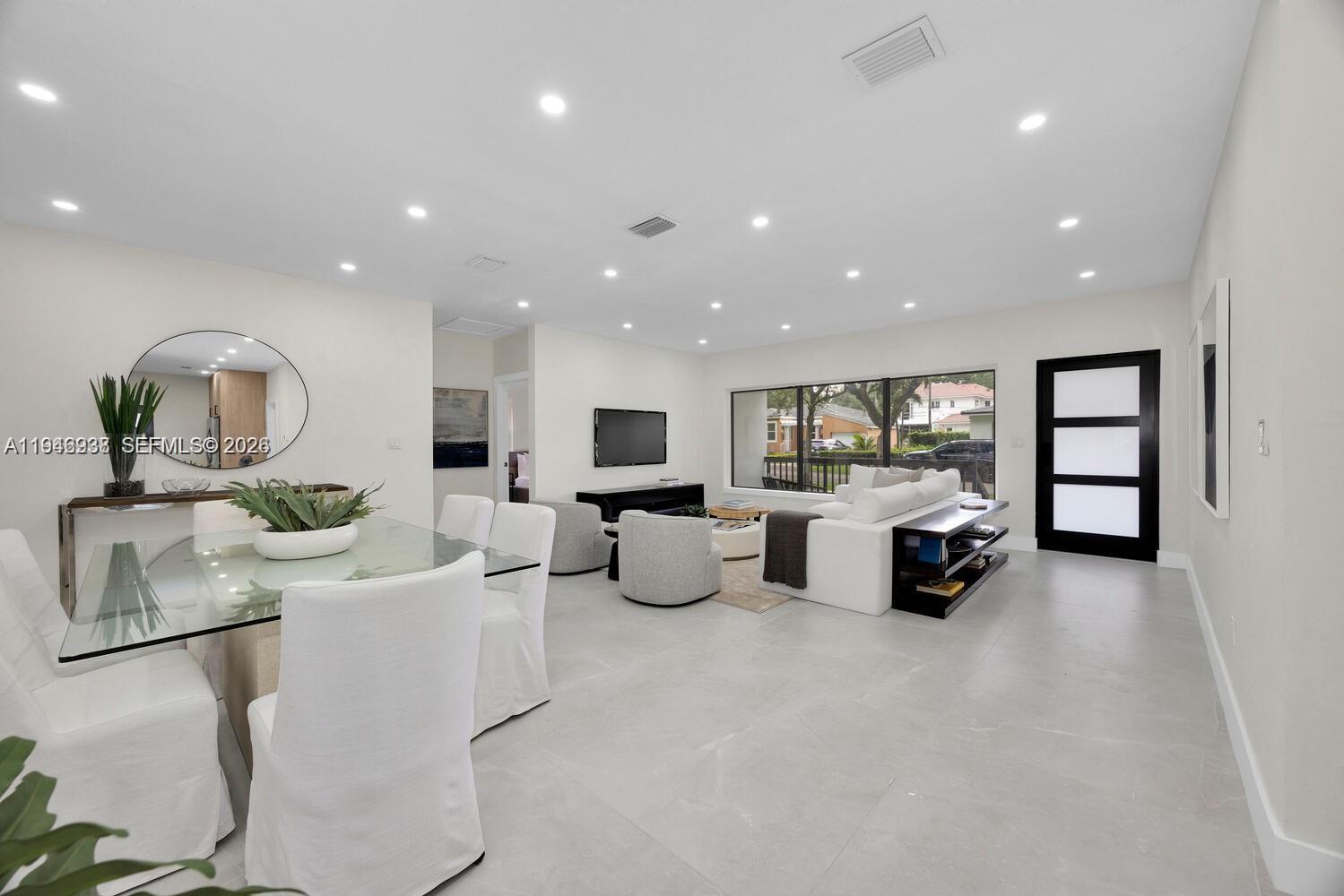 COCONUT GROVE SEC 1-CORAL - Residential