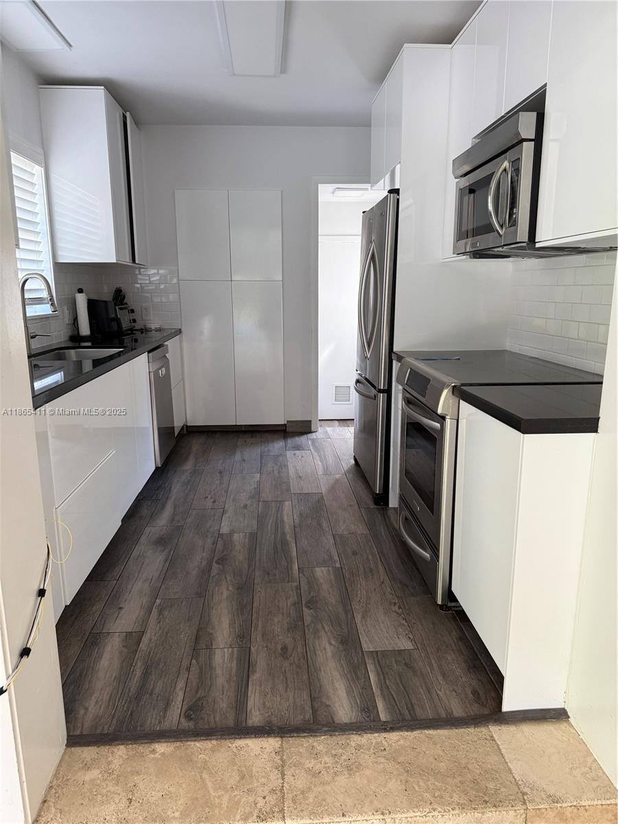 C GAB COUNTRY CLUB SEC 6 - Residential Lease