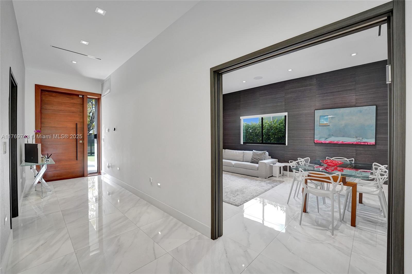 COUNTY SQUIRE ESTATES SEC - Residential Lease