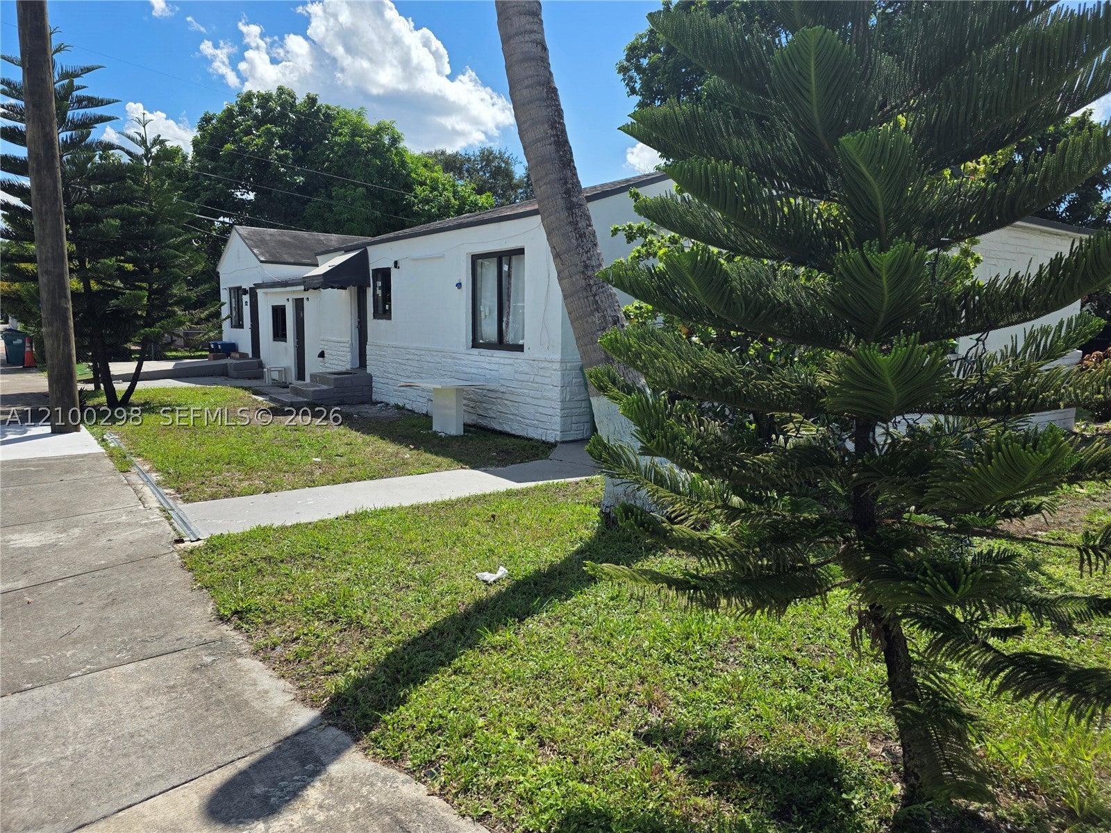 1102 NW 103rd St