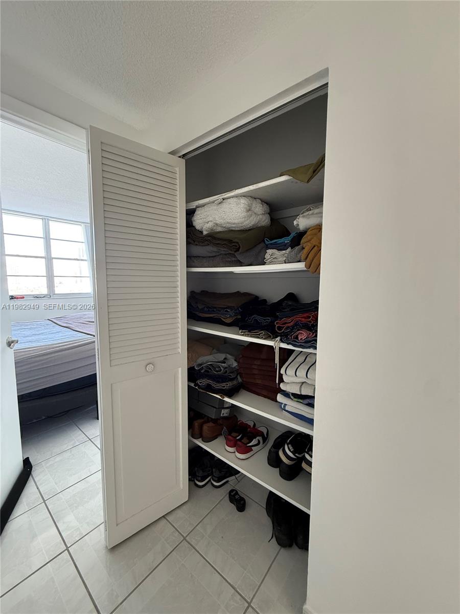 ARLEN HOUSE WEST CONDO - Residential Lease