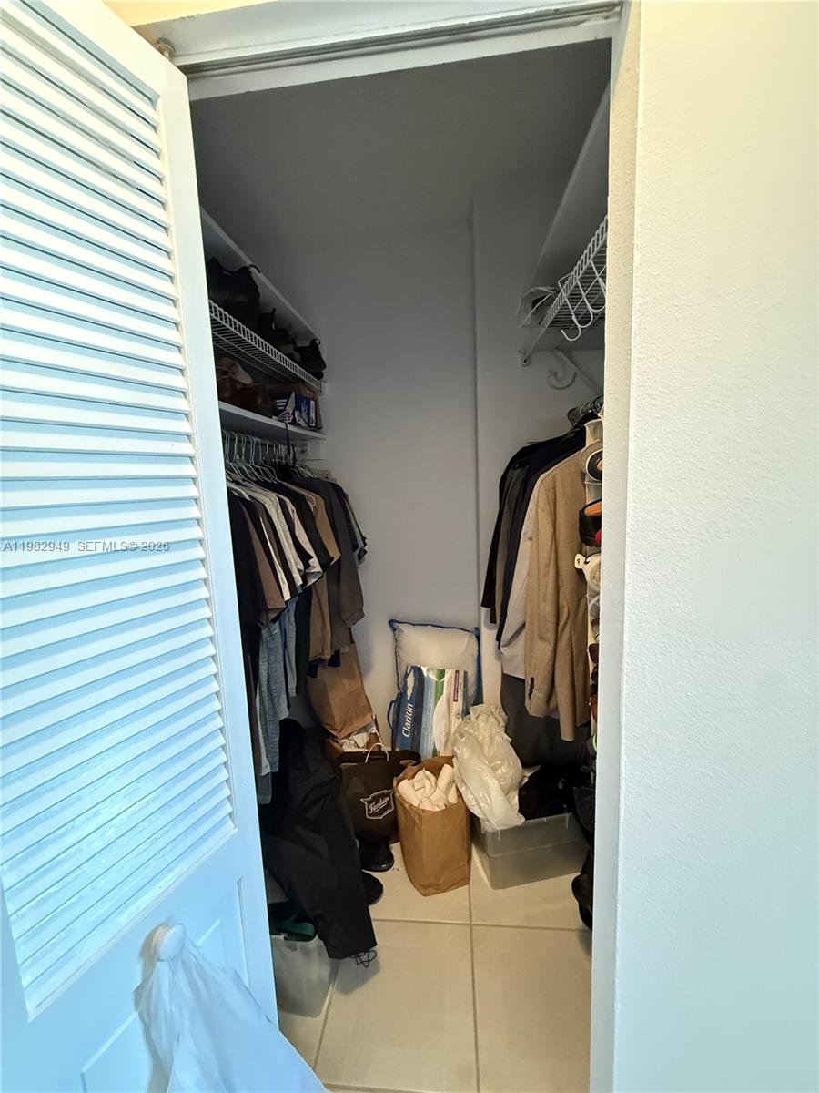 ARLEN HOUSE WEST CONDO - Residential Lease