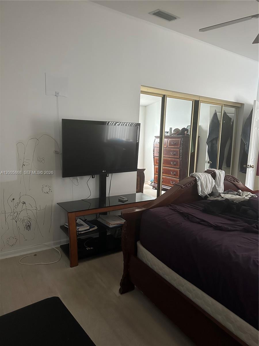 LESLIE ESTS SEC SIX - Residential